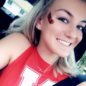 Meet your Posher, Alexis